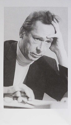 Ефремов О.Н. «Мы должны быть предельно правдивыми...»... М.: Авантитул, 2003.